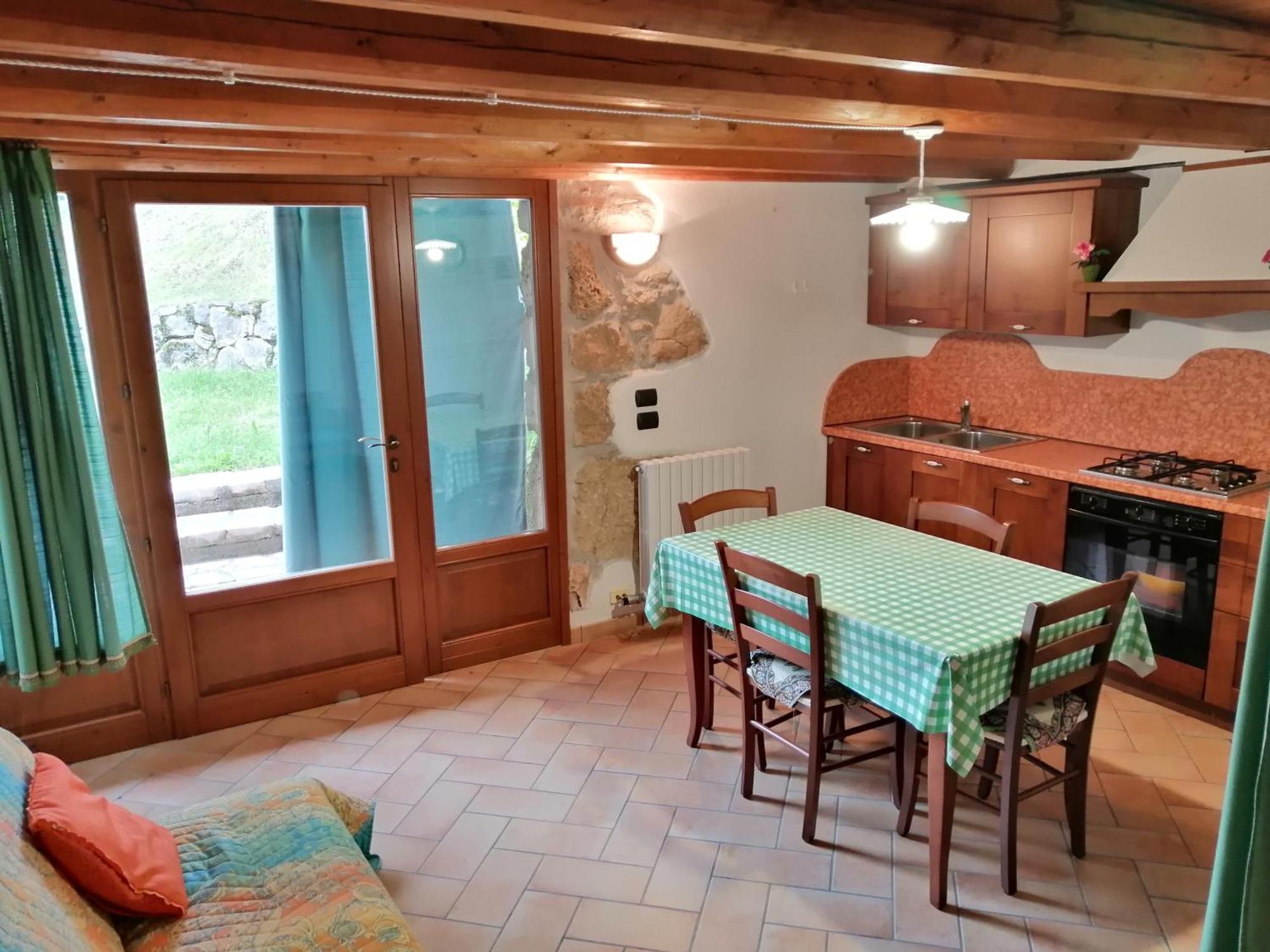 Agriturismo Lusani Caprino Veronese Exterior photo